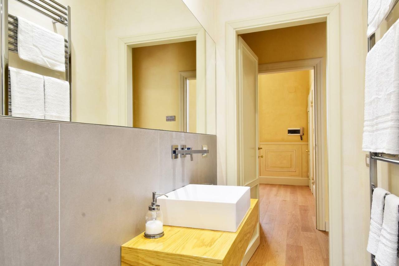Stella Polare - Luxury Apartment ลุคคา ภายนอก รูปภาพ